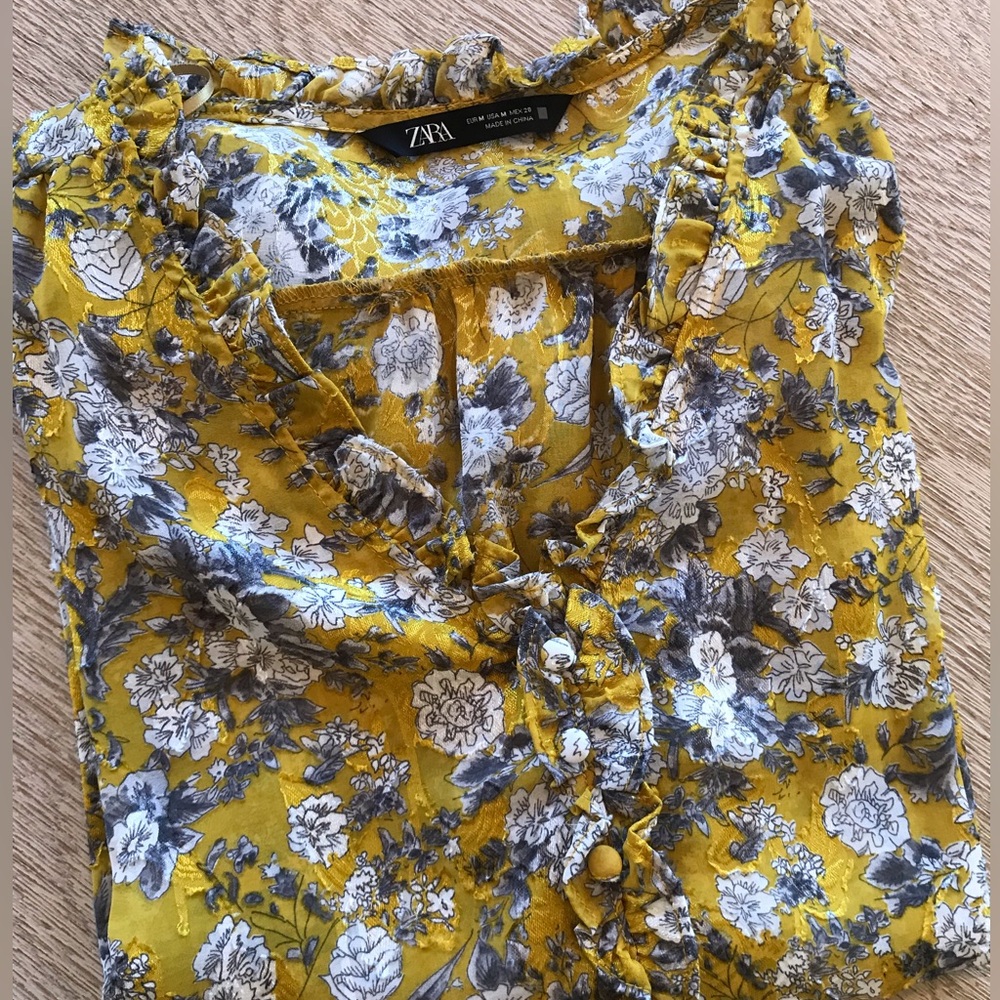 NWOT Zara Ruffle Trim Silky Yellow Gray Floral Pattern Button Floral Blouse Top - Picture 9 of 14